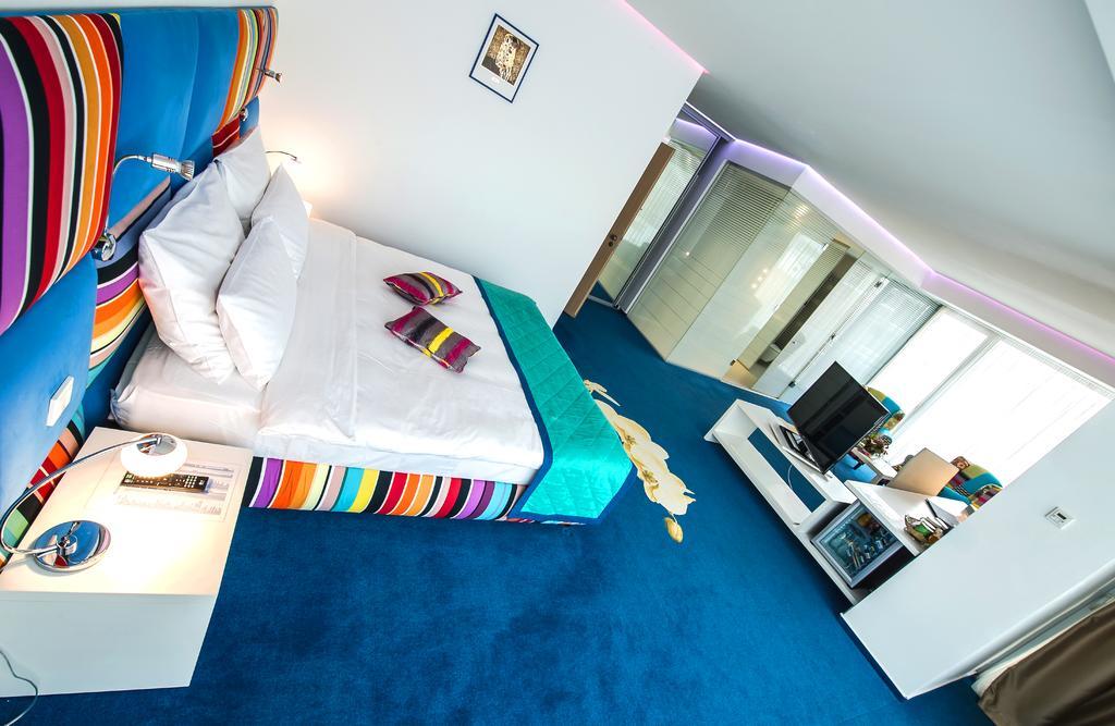 Marshal Garden Hotel Bucharest Luaran gambar