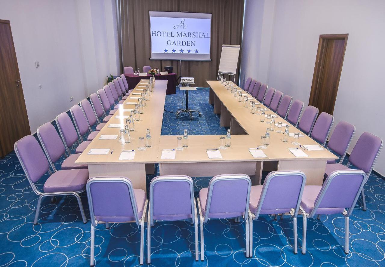 Marshal Garden Hotel Bucharest Luaran gambar U-shaped table layout